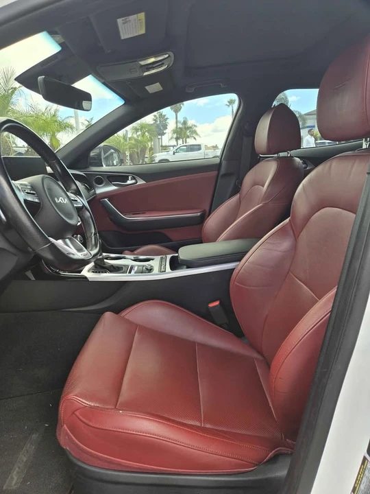 2022 Kia Stinger GT - Image 5 of 8