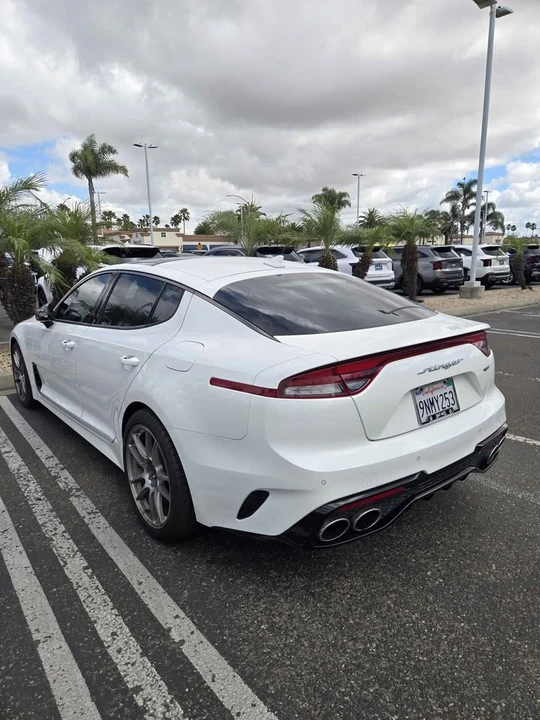 2022 Kia Stinger GT - Image 4 of 8
