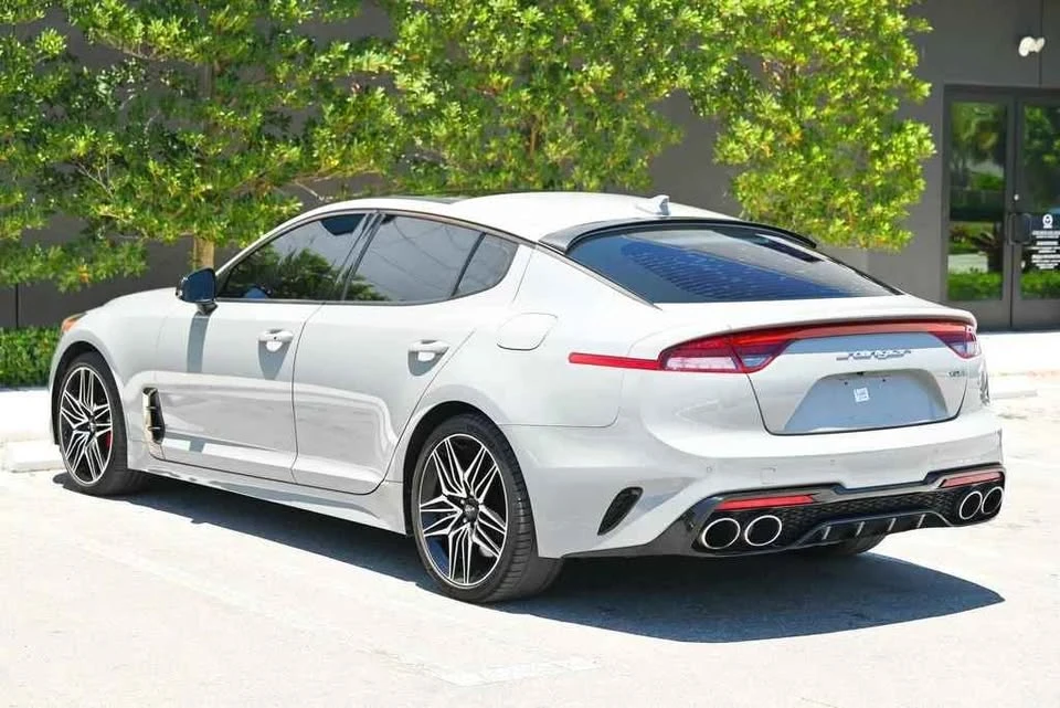 2022 Kia Stinger GT - Image 5 of 8