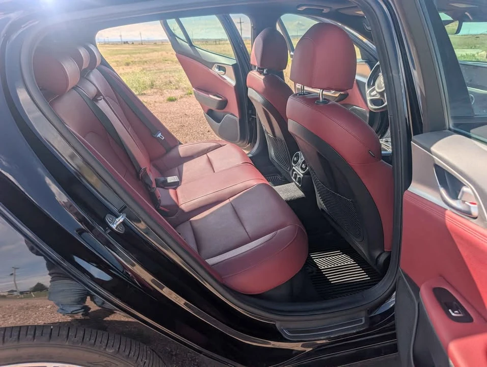 2022 Kia Stinger GT - Image 5 of 7