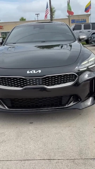 2022 Kia Stinger GT - Image 10 of 10