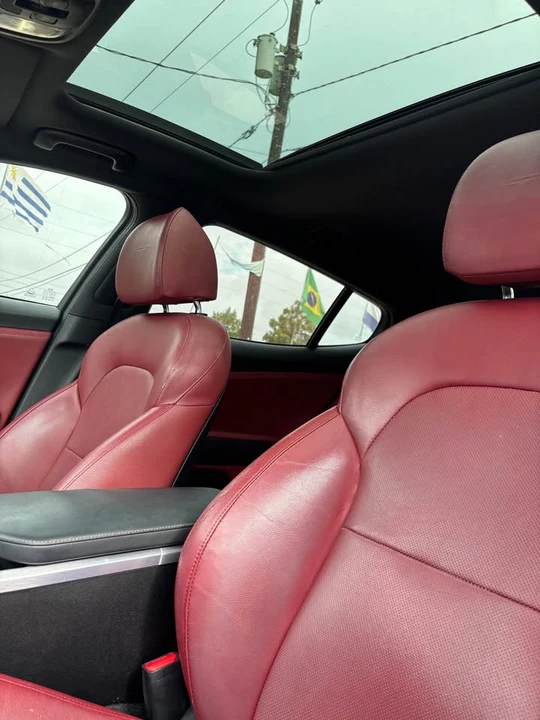 2022 Kia Stinger GT - Image 6 of 10