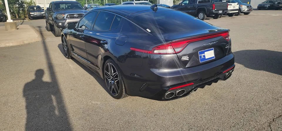 2022 Kia Stinger GT - Image 5 of 10