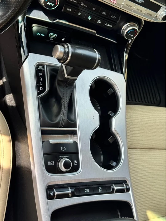 2022 Kia Stinger GT - Image 4 of 10