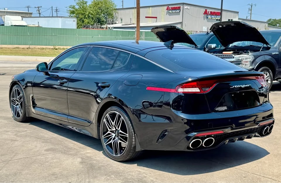2022 Kia Stinger GT - Image 6 of 15