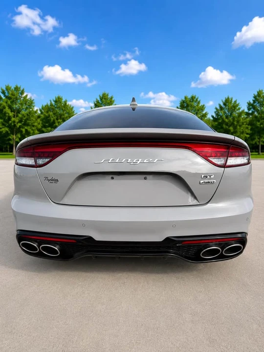 2022 Kia Stinger GT - Image 5 of 15