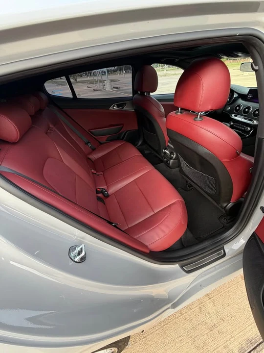 2022 Kia Stinger GT - Image 13 of 15