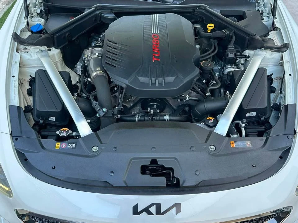 2022 Kia Stinger GT - Image 2 of 19