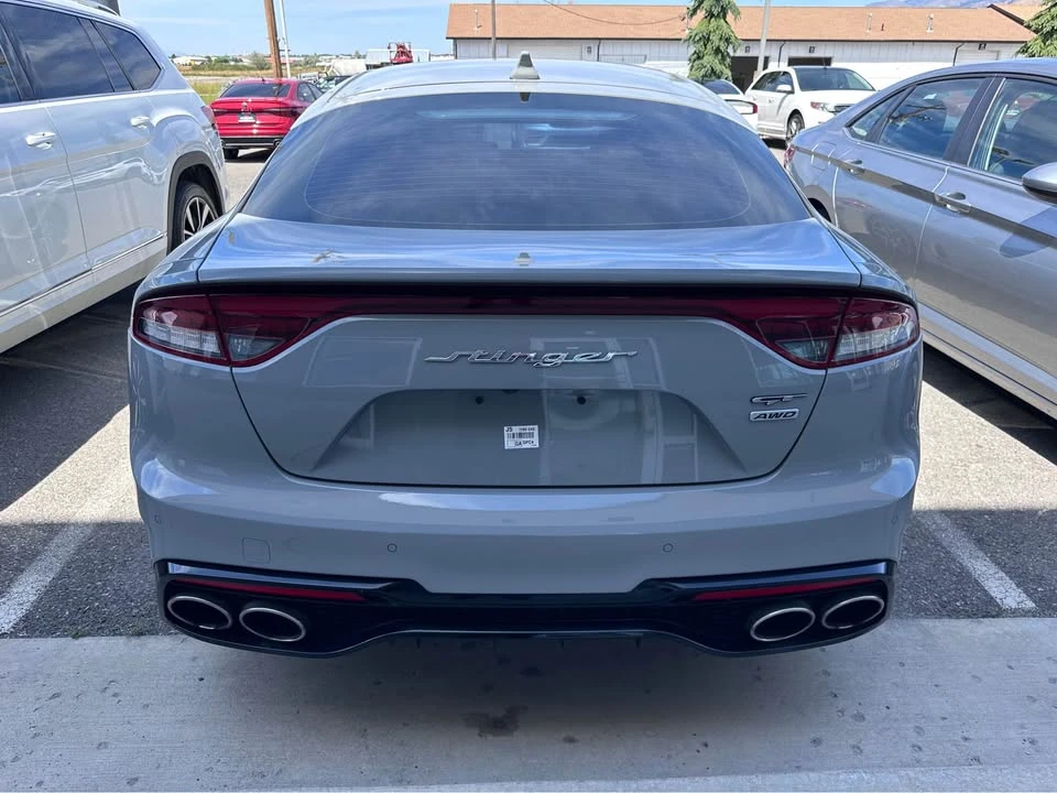 2022 Kia Stinger GT - Image 6 of 12