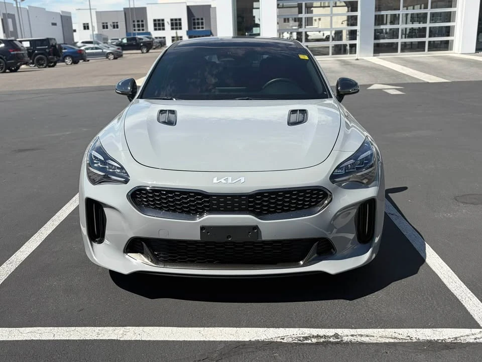 2022 Kia Stinger GT - Image 2 of 7