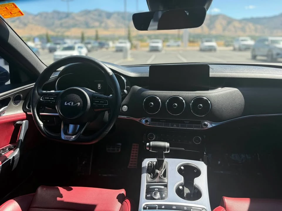 2022 Kia Stinger GT - Image 7 of 7