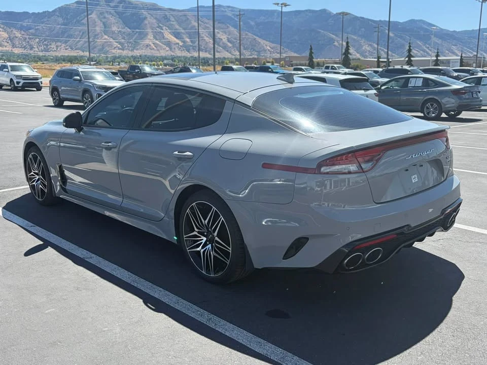 2022 Kia Stinger GT - Image 4 of 7