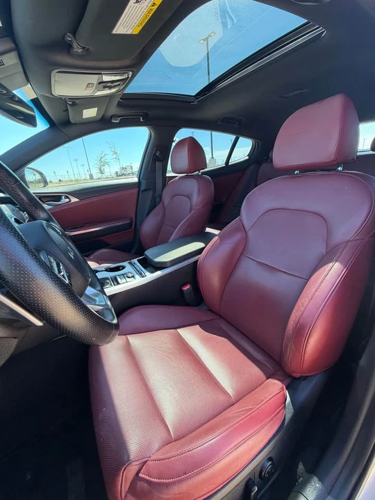 2022 Kia Stinger GT - Image 17 of 20