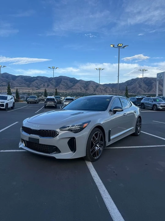 2022 Kia Stinger GT - Image 2 of 20