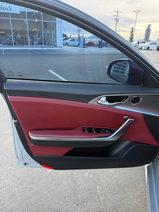 2022 Kia Stinger GT - Image 8 of 20