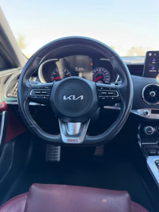 2022 Kia Stinger GT - Image 13 of 20