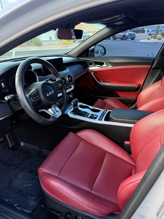 2022 Kia Stinger GT - Image 7 of 20