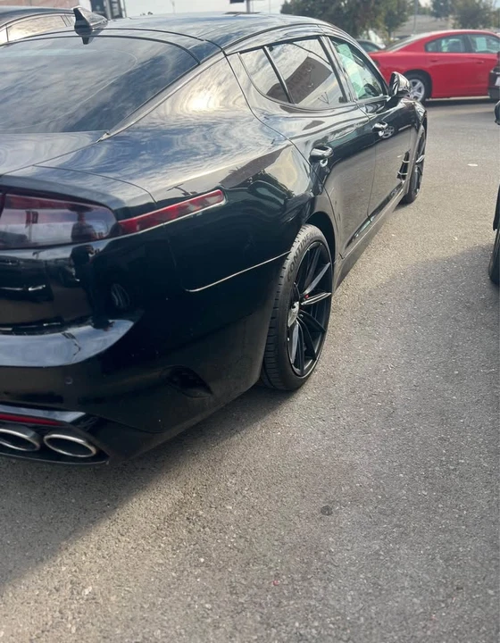 2022 Kia Stinger GT - Image 7 of 9
