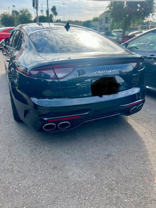 2022 Kia Stinger GT - Image 8 of 9