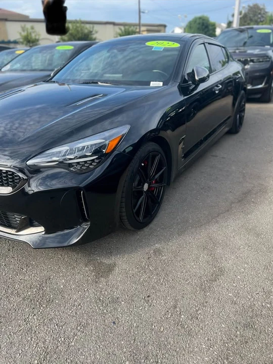 2022 Kia Stinger GT - Image 2 of 9
