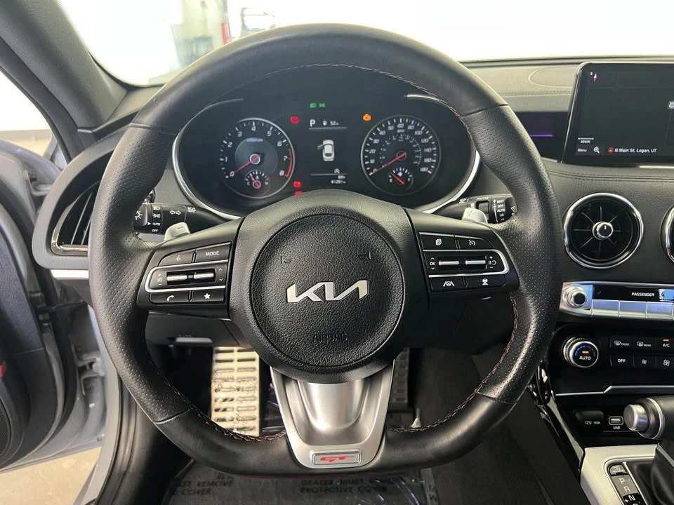 2022 Kia Stinger GT - Image 17 of 17