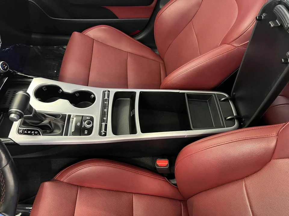 2022 Kia Stinger GT - Image 15 of 17