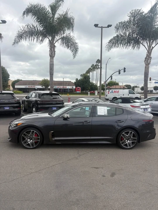 2022 Kia Stinger GT - Image 2 of 3