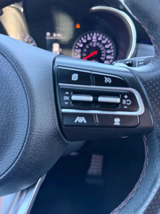 2022 Kia Stinger GT - Image 12 of 20
