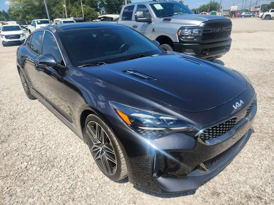 2022 Kia Stinger GT - Image 2 of 6