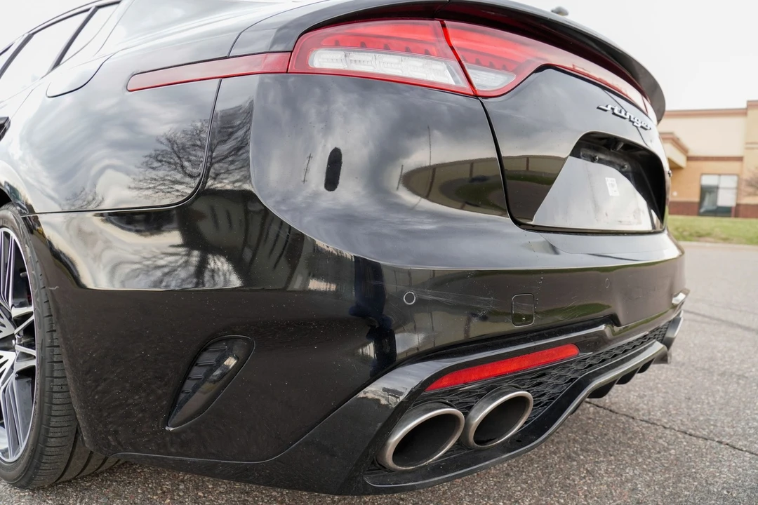 2022 Kia Stinger GT - Image 28 of 31