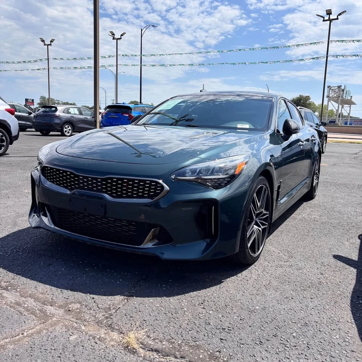 2022 Kia Stinger GT - Image 7 of 10