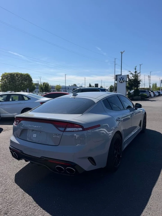 2022 Kia Stinger GT - Image 6 of 8