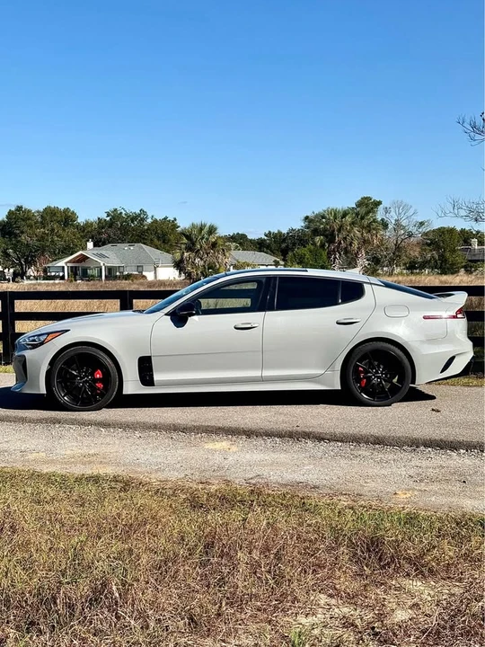 2022 Kia Stinger - Image 4 of 20