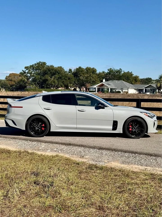 2022 Kia Stinger - Image 6 of 20