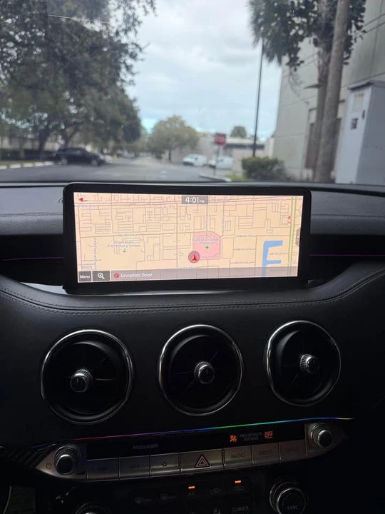 2022 Kia Stinger GT - Image 15 of 17