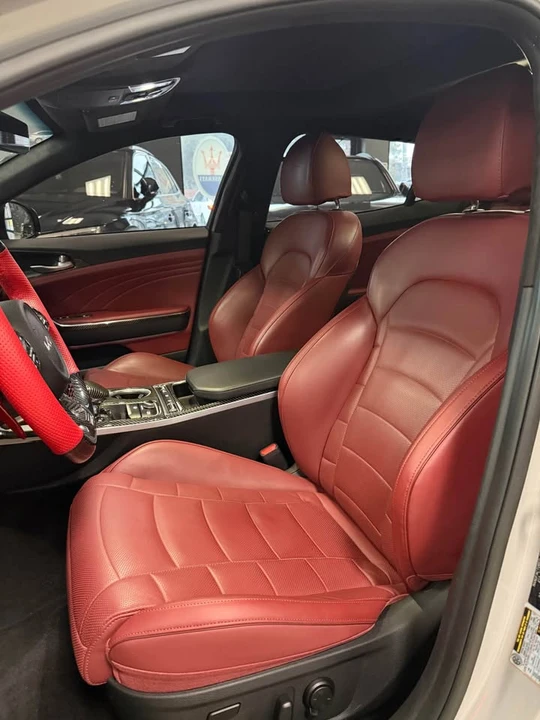 2022 Kia Stinger GT - Image 6 of 10