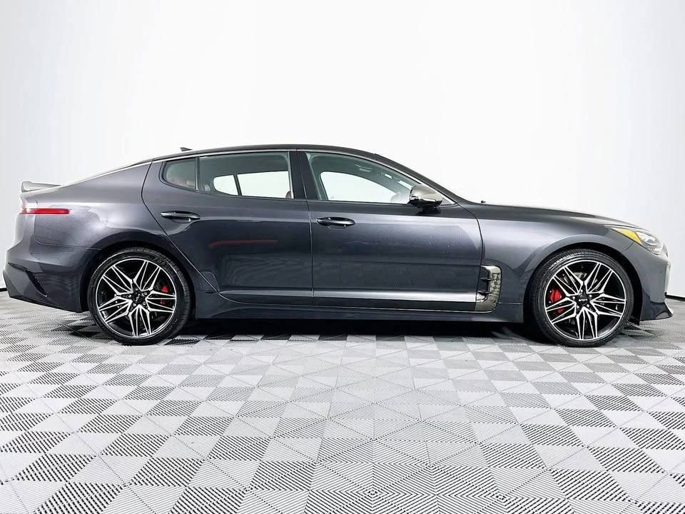 2022 Kia Stinger GT - Image 3 of 18