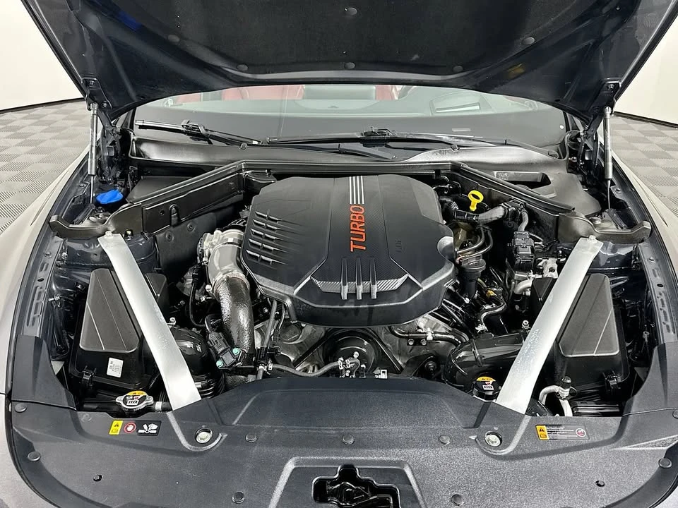 2022 Kia Stinger GT - Image 15 of 18