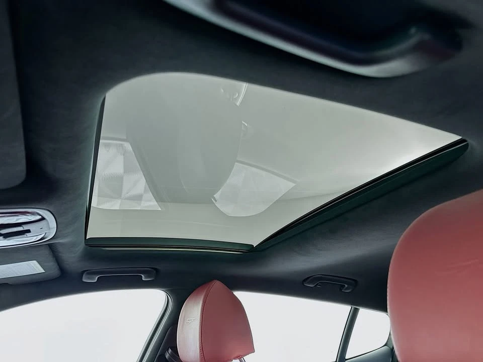 2022 Kia Stinger GT - Image 13 of 18