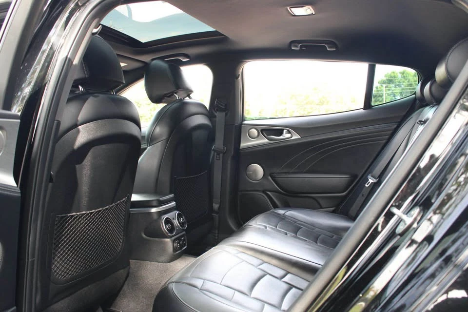 2022 Kia Stinger GT - Image 13 of 16