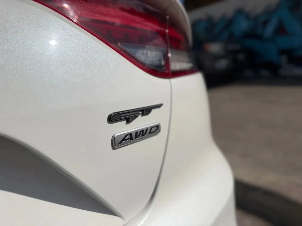 2022 Kia Stinger GT - Image 8 of 17