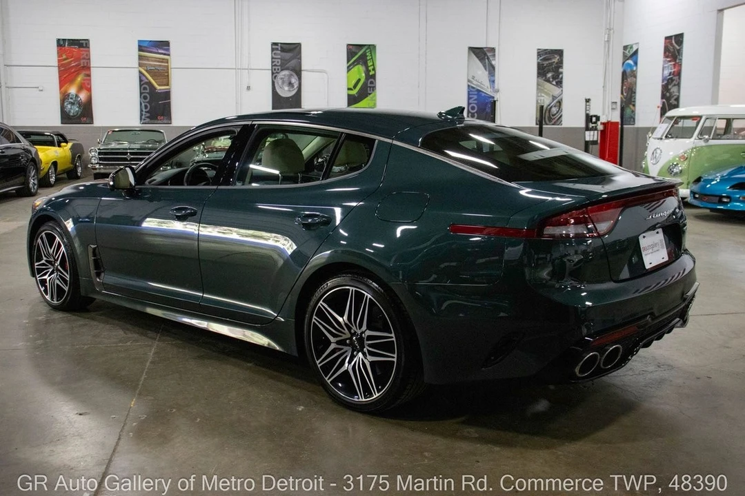 2022 Kia Stinger GT - Image 4 of 12