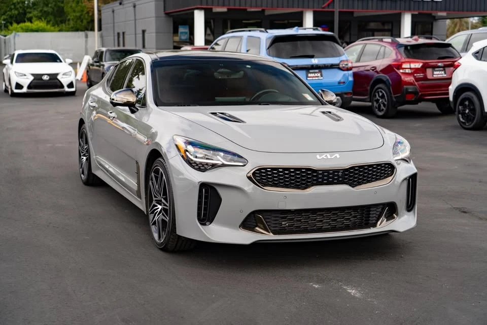 2022 Kia Stinger GT - Image 2 of 20
