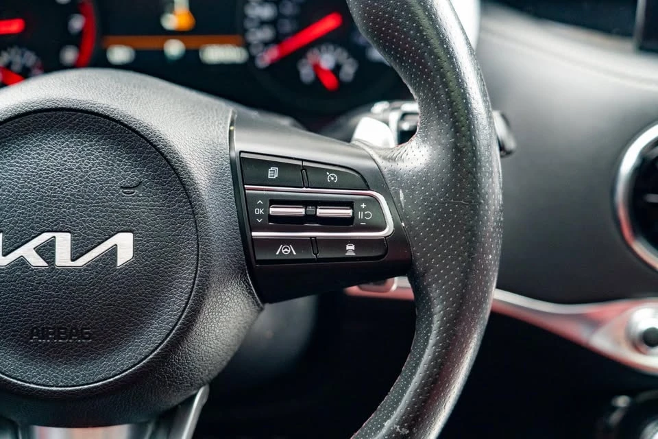2022 Kia Stinger GT - Image 18 of 20