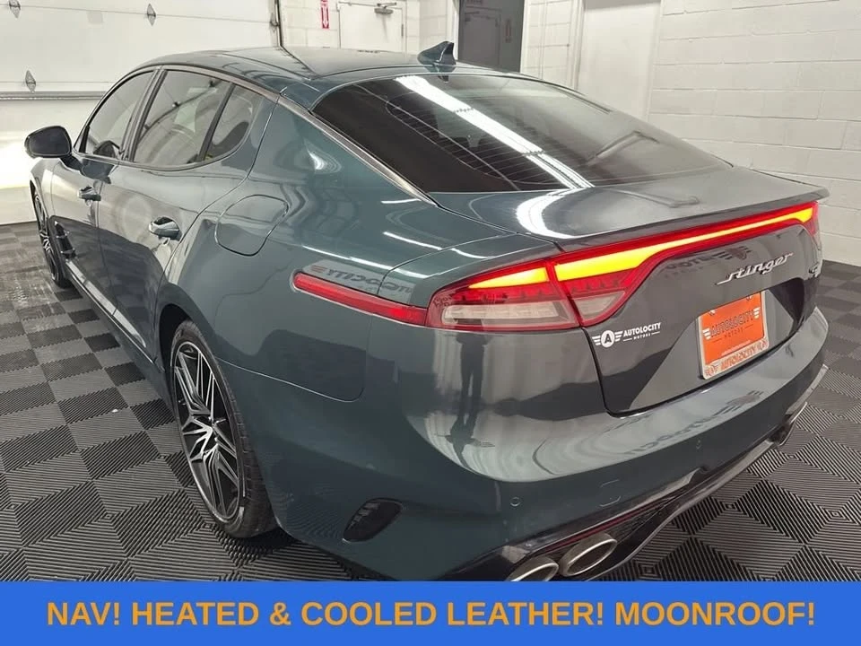 2022 Kia Stinger GT - Image 8 of 20
