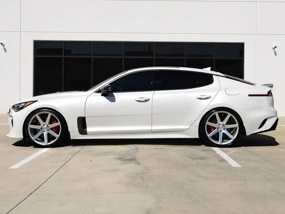 2022 Kia Stinger GT - Image 6 of 21