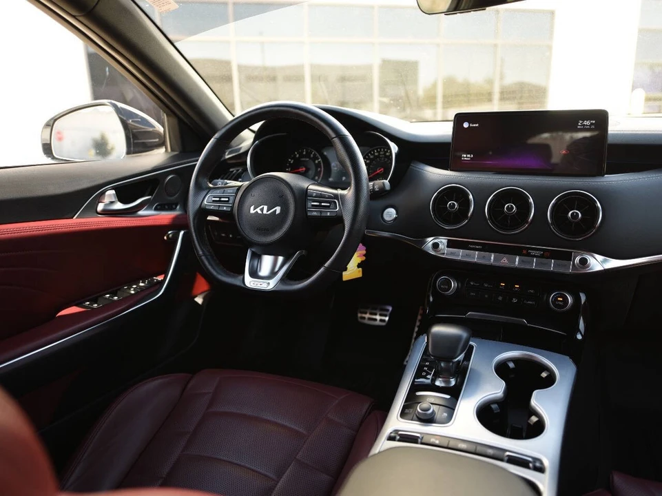 2022 Kia Stinger GT - Image 20 of 21