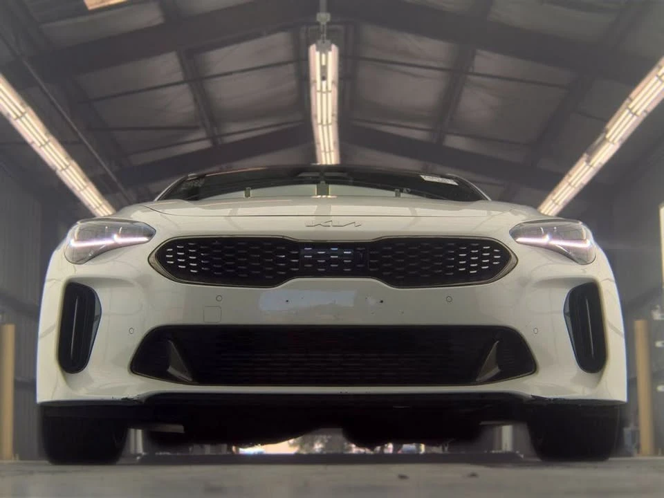 2022 Kia Stinger GT - Image 7 of 12