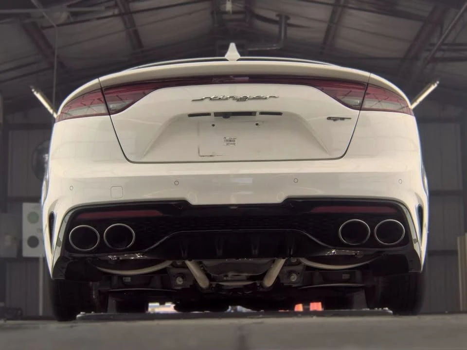 2022 Kia Stinger GT - Image 3 of 12
