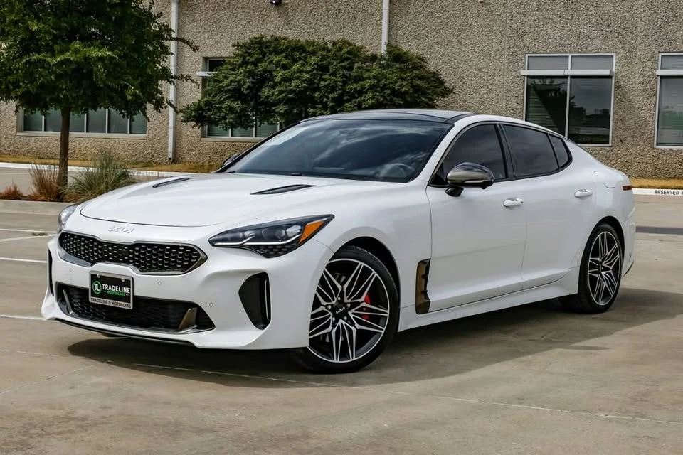 2022 Kia Stinger GT - Image 3 of 18